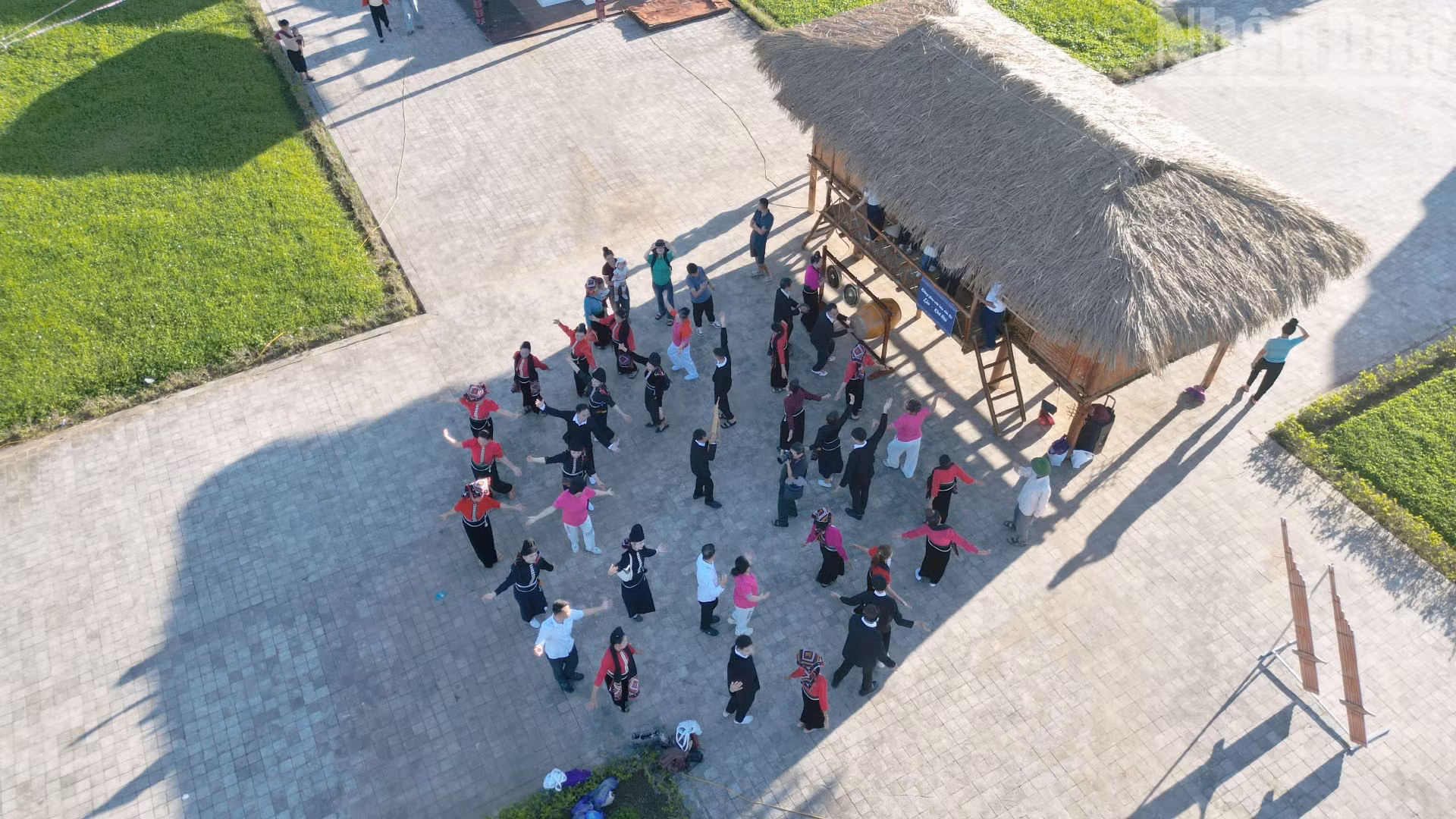 Presentan espacio cultural de la etnia Lao-Khmu en Son La