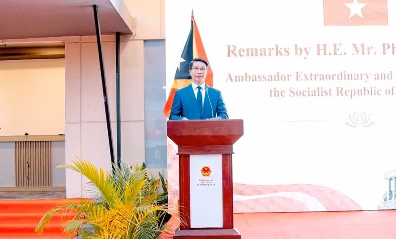El embajador de Vietnam en Timor Oriental, Pham Binh Dam, habla en la cita. (Foto: Embajada de Vietnam en Timor Oriental)