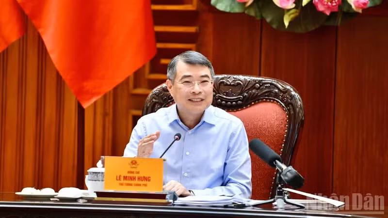 El primer ministro de Vietnam, Le Minh Hung, en la reunión. (Foto: Nhan Dan)