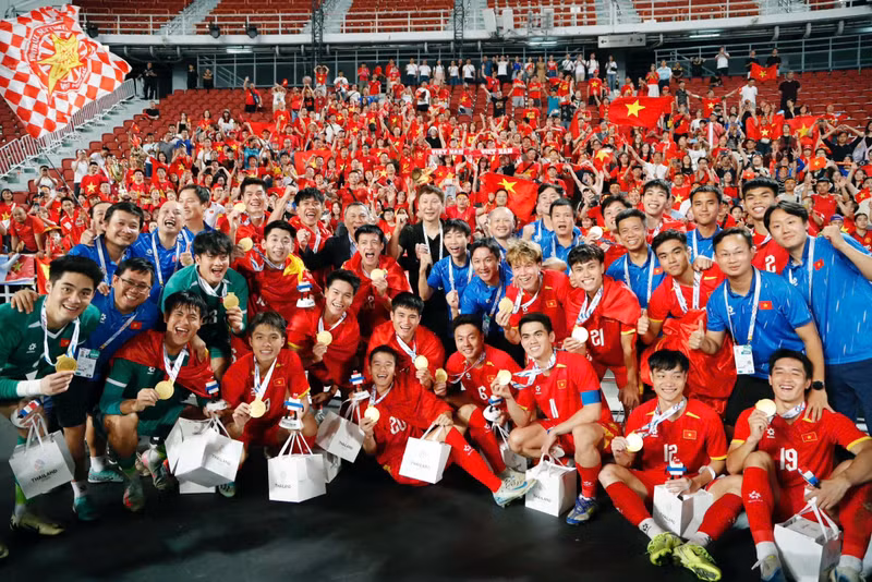 Victoria del equipo de fútbol sub-22 de Vietnam recibe elogios de la prensa surcoreana