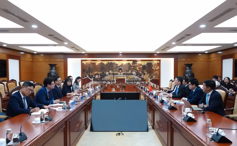 En la reunión. (Foto: VNA)