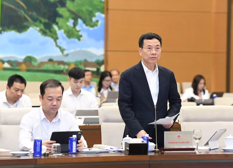El ministro de Ciencia y Tecnología, Nguyen Manh Hung. (Foto: daibieunhandan.vn)