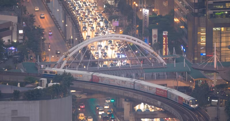Una densa capa de contaminación cubre Bangkok, Tailandia. Foto: Xinhua/VNA