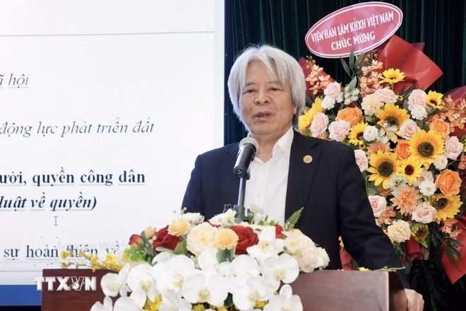 vo-khanh-vinh.jpg