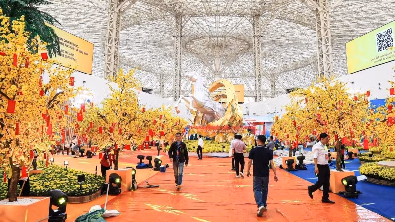 Feria de Primavera 2026 abre oportunidades para empresas privadas y hogares comerciales (Foto: Nhan Dan)