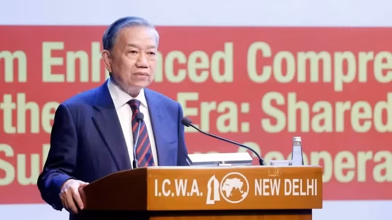 El secretario general del Partido Comunista y presidente de Vietnam, To Lam, pronuncia un discurso político en el ICWA. (Foto: VNA)