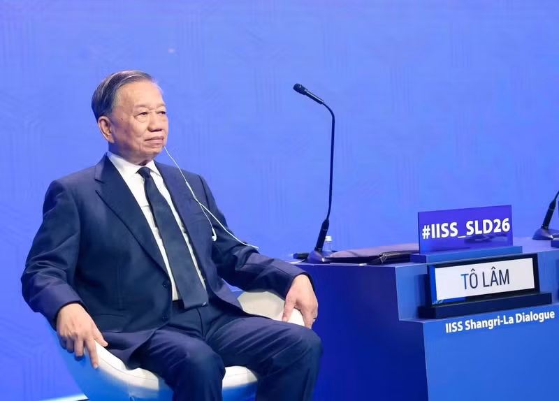 El secretario general del Partido Comunista y presidente de Vietnam, To Lam, asiste al 23º Diálogo Shangri-La. (Foto: VNA)
