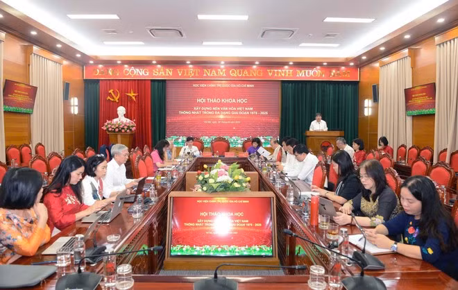 Seminario sobre la construcción de una cultura vietnamita unificada en la diversidad en el periodo 1975-2025. (Foto: VNA)