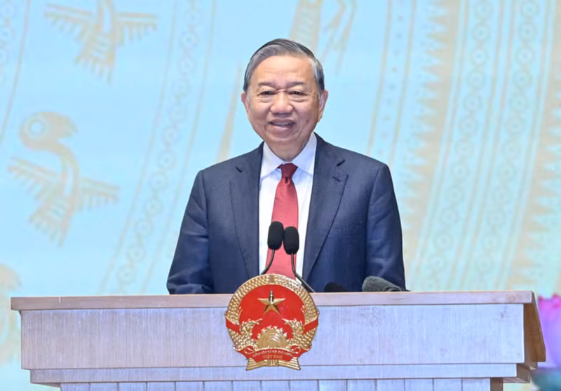 El secretario general del Partido Comunista de Vietnam, To Lam, habla en la cita. (Foto: Nhan Dan)
