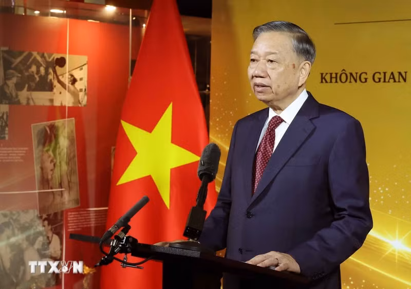 El secretario general del Partido Comunista y presidente de Vietnam, To Lam, interviene en la cita. (Foto: VNA)