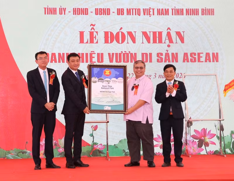 El Parque Nacional Xuan Thuy recibe título de Parque Patrimonial de la Asean. (Foto: Nhan Dan)