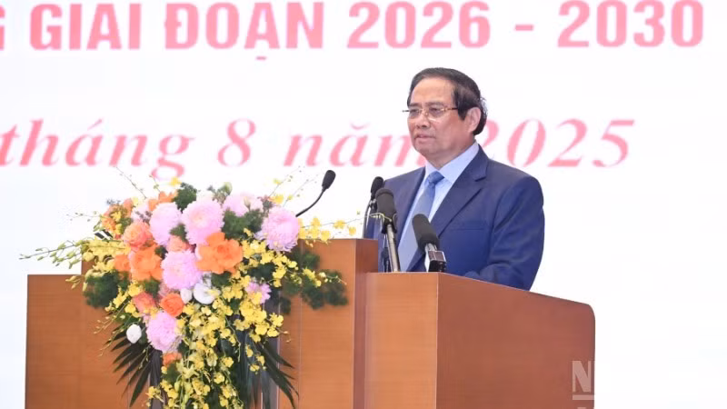 El primer ministro vietnamita, Pham Minh Chinh, habla en el evento. (Foto: Nhan Dan)