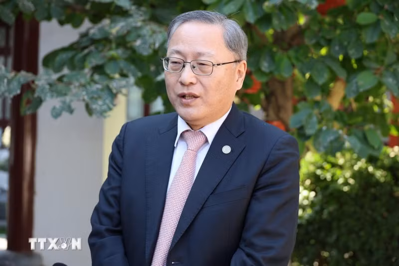 Zhang Jianguo, exdirector de la Sección de Europa Occidental del Departamento de Enlace de Relaciones Exteriores del Partido Comunista de China y secretario general de la Asociación Charhar. (Foto: VNA)