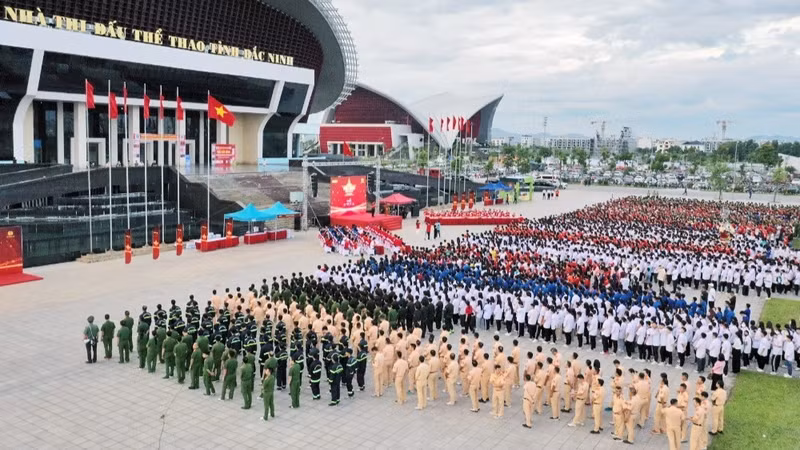 La edición de 2025 de la caminata Avanzamos con Vietnam en la provincia de Bac Ninh. (Foto: Nhan Dan)