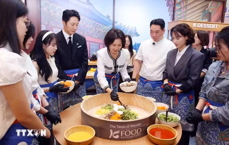 Primera dama de Corea del Sur participa en Festival de Cultura y Turismo del país noreste de Asia en Vietnam. (Foto: VNA)